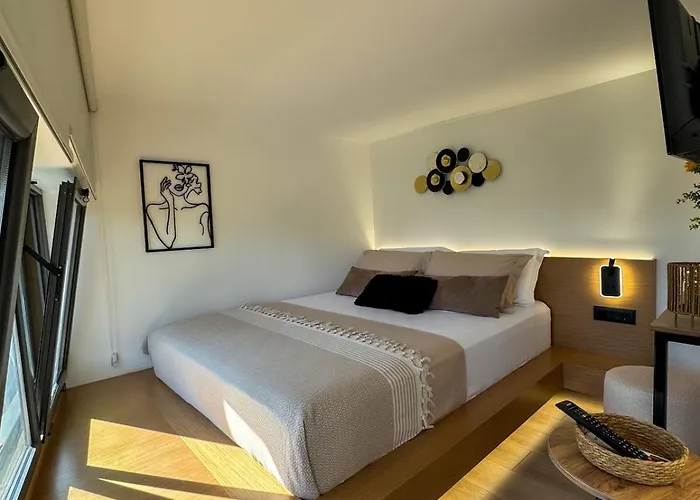 51 Sunny Deluxe 公寓 *